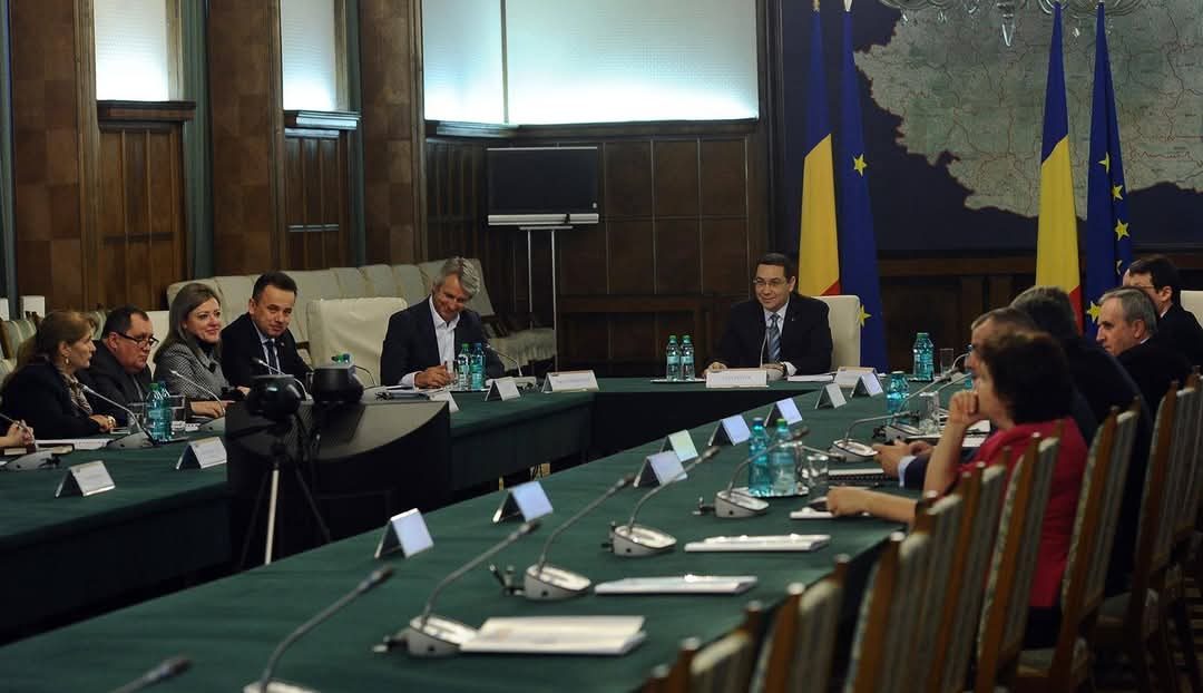 Victor Ponta, candidat la Președinția României: Asistență medicală primară eficientă, susținut de Eugen Teodorovici