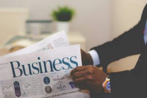MediaBoard 4 Inchiriaza Ceas – pentru cei care știu că succesul se citește și la încheietură